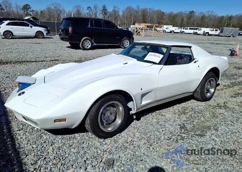 1974 Chevrolet Corvette z USA, uszkodzony, nr VIN 1Z37J4S433053